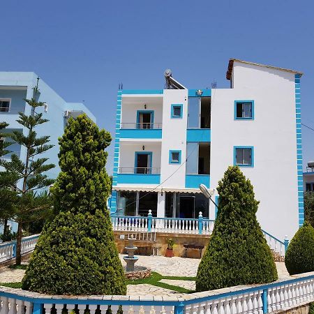 Esmeralda Hotel & Restaurant クサミル エクステリア 写真